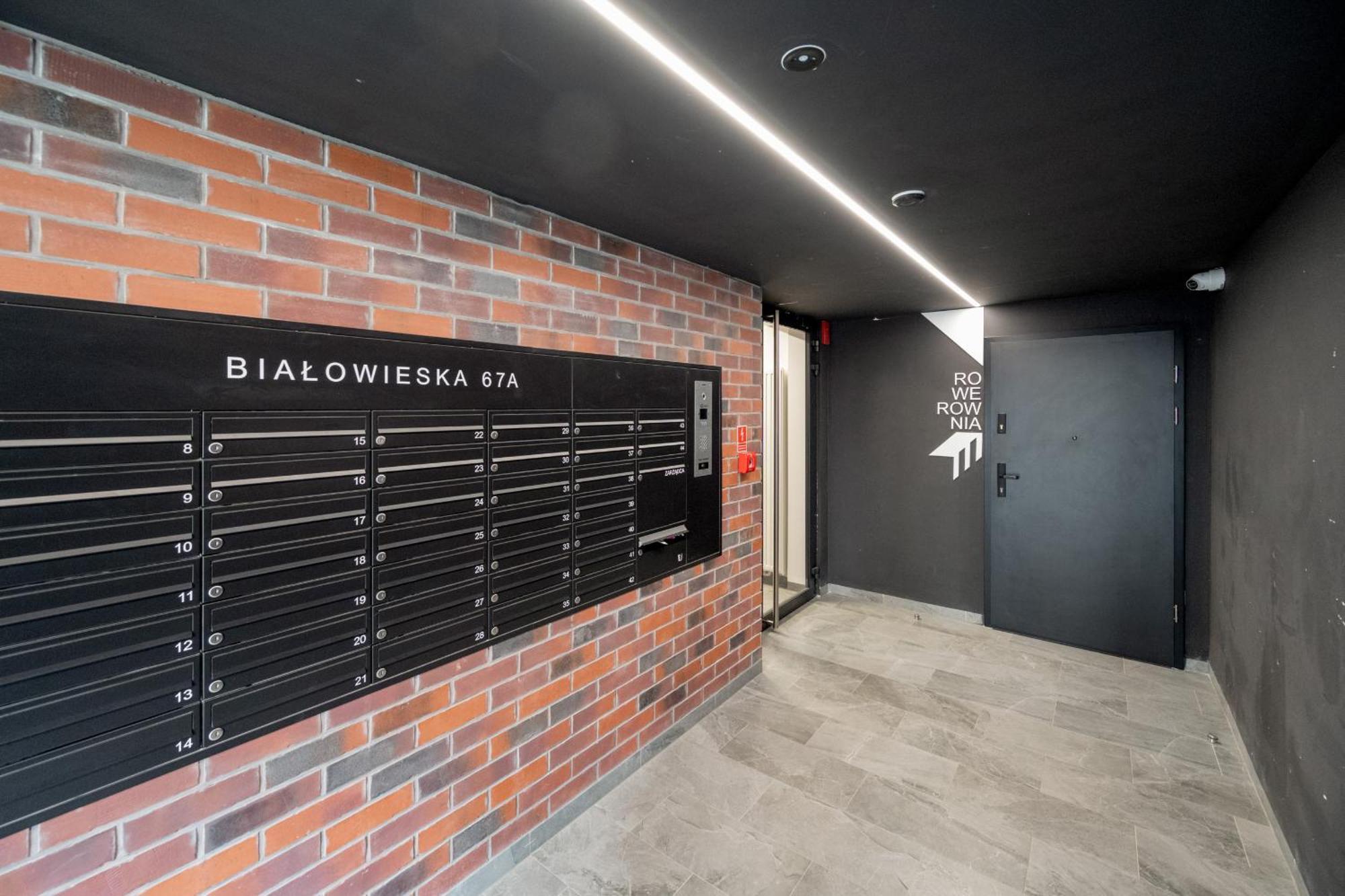 Luksusowy Apartament Z 3 Sypialniami, Klimatyzacja, Parkingiem I Biurkiem We Wroclawiu By Renters Prestige Eksteriør billede
