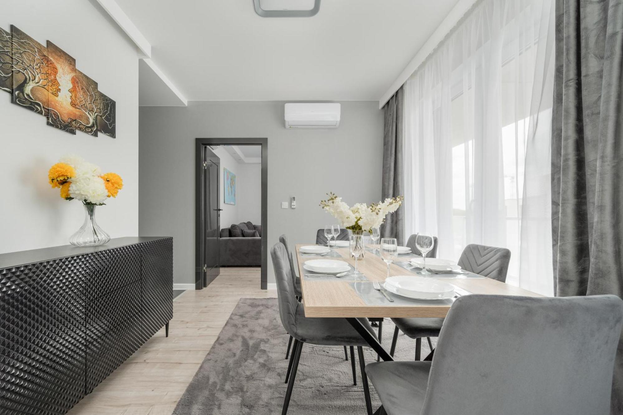 Luksusowy Apartament Z 3 Sypialniami, Klimatyzacja, Parkingiem I Biurkiem We Wroclawiu By Renters Prestige Eksteriør billede